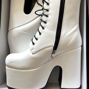 Platform rave boots